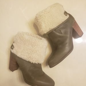 Tommy Hilfiger green leather upper boots size 8